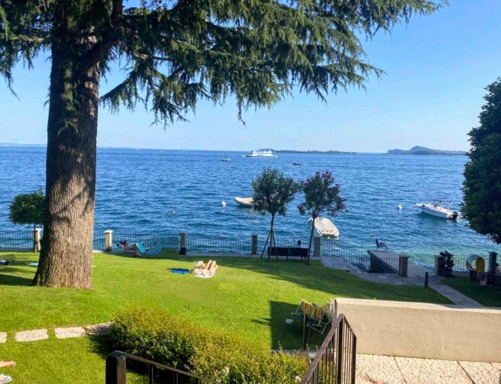 Appartamento 33 Rose Gardone Riviera Eksteriør billede